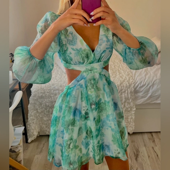 SHEIN Dresses & Skirts - Floral Chiffon Dress in Green and Blue